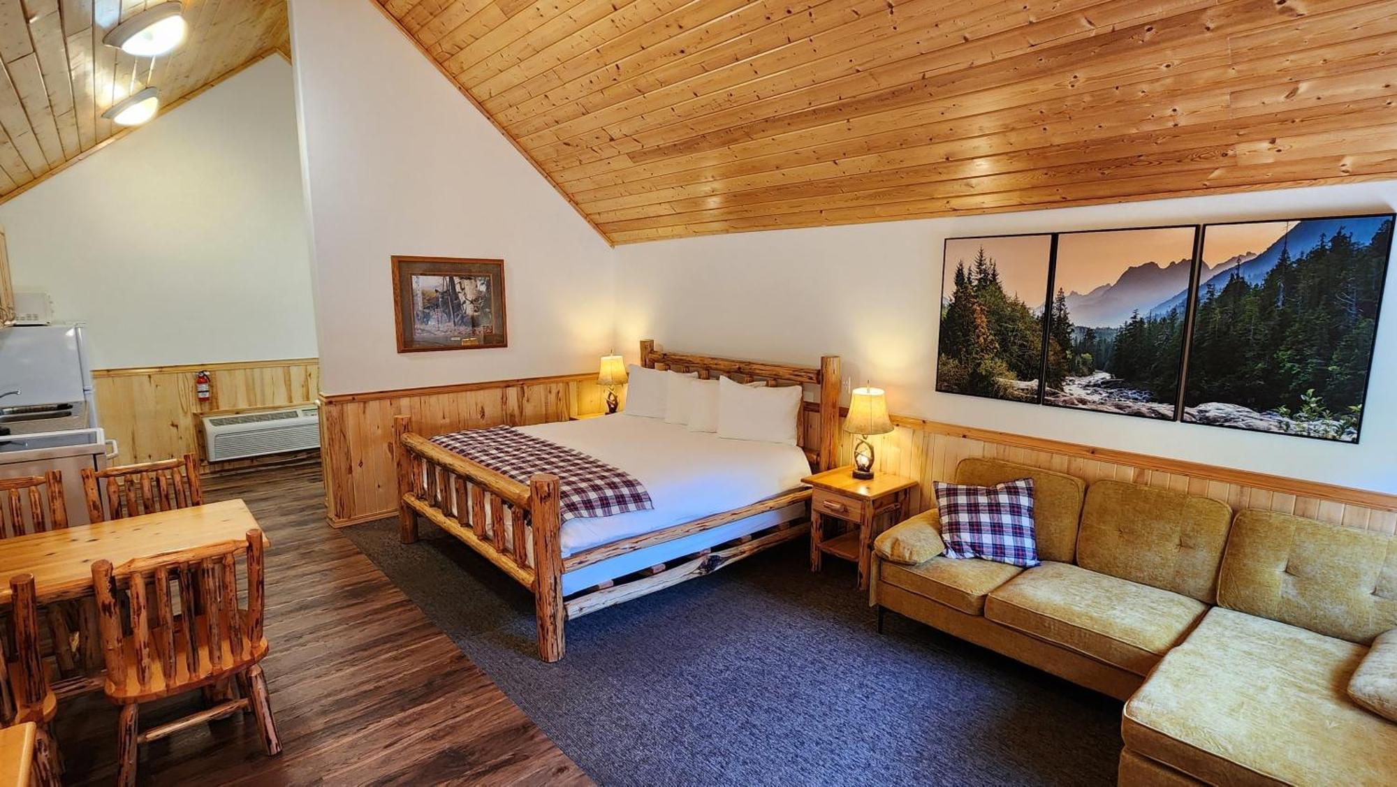 Beargrass Lodging & Rv Resort Hungry Horse Εξωτερικό φωτογραφία