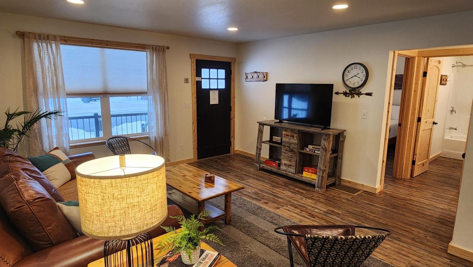 Beargrass Lodging & Rv Resort Hungry Horse Εξωτερικό φωτογραφία