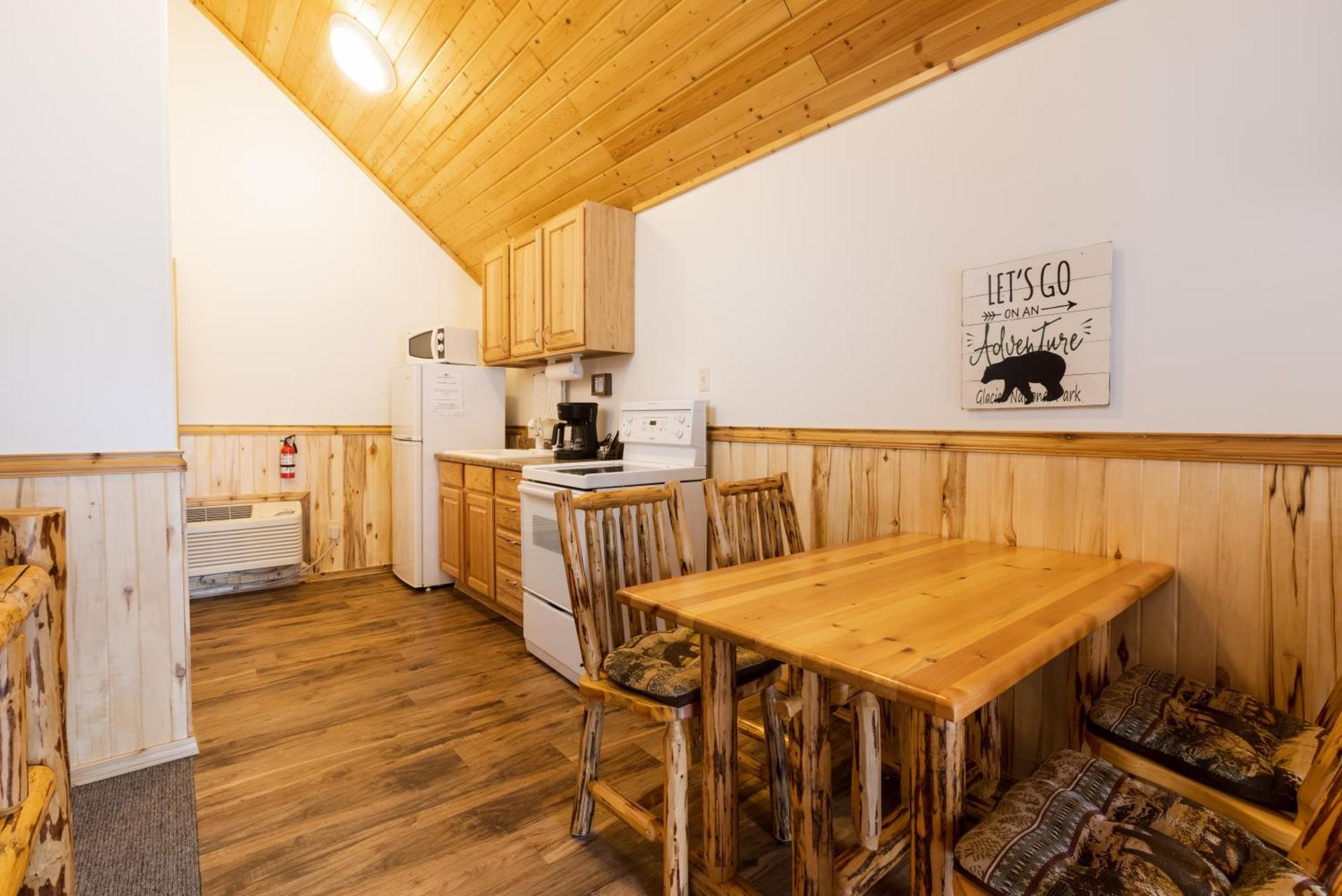 Beargrass Lodging & Rv Resort Hungry Horse Εξωτερικό φωτογραφία